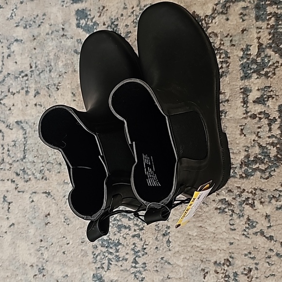 New Eddie Bauer, Hailey rain boots, size 8 - Picture 2 of 4